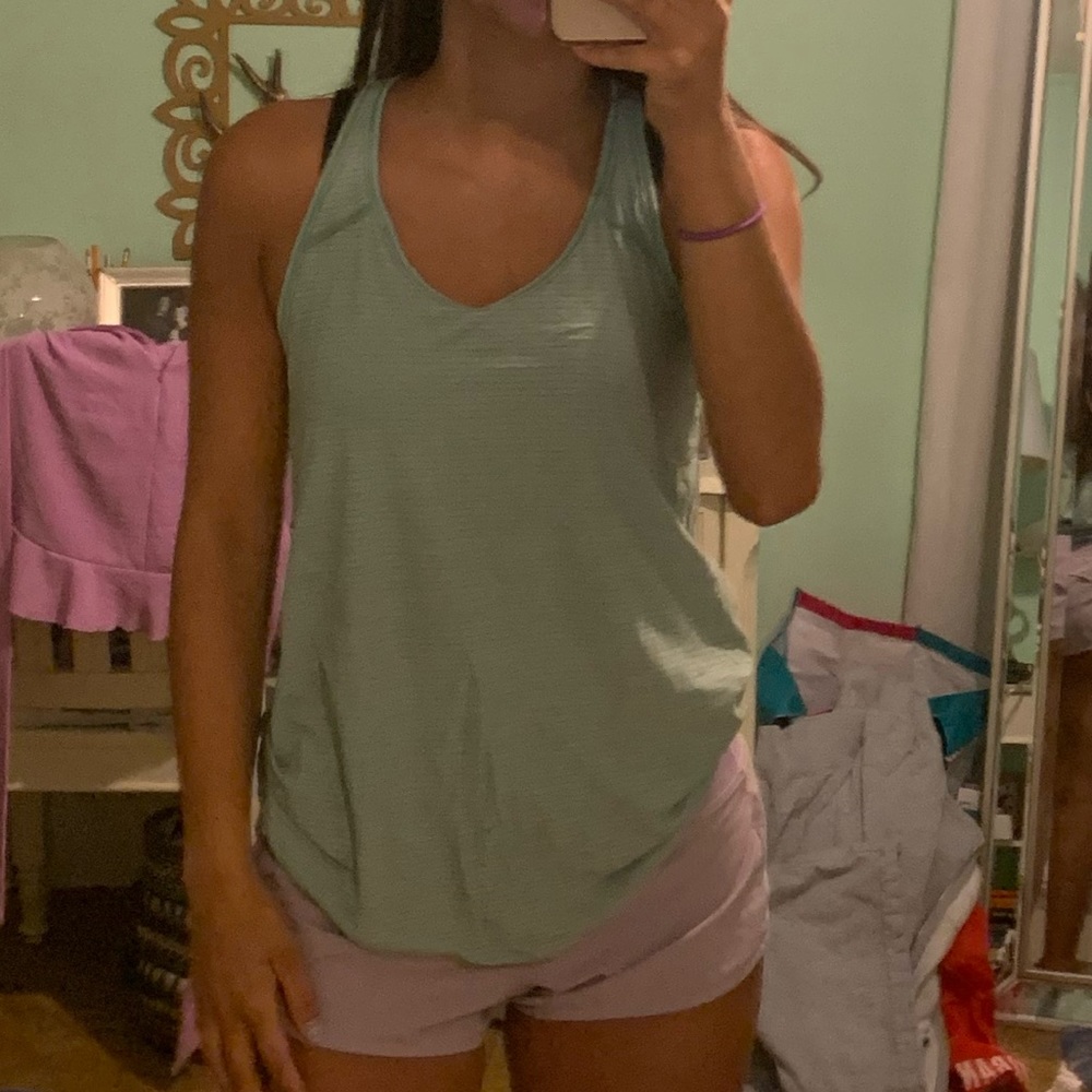 Lululemon green workout tank